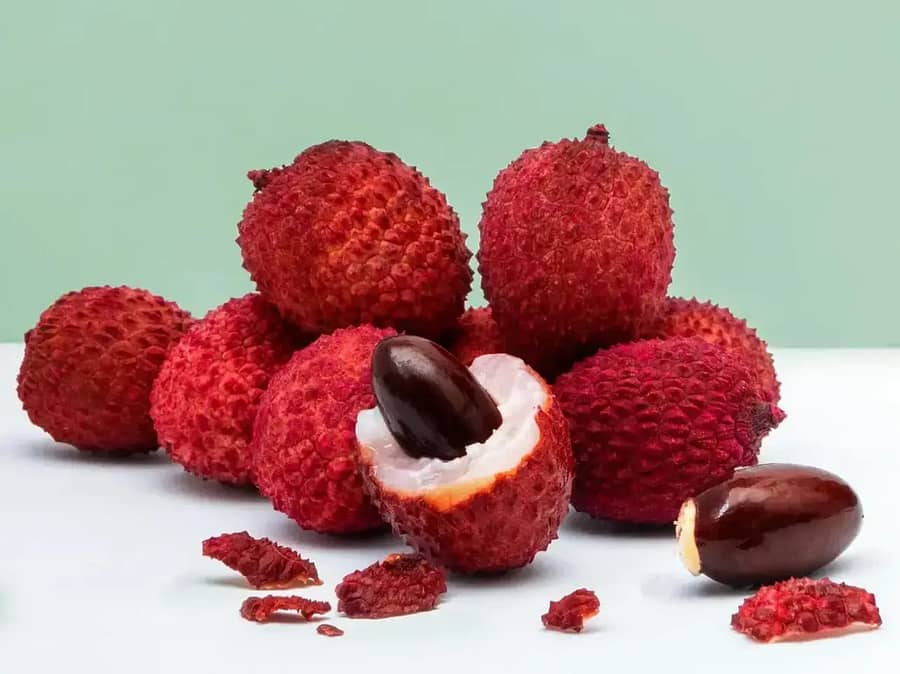 Unlock the Power of Litchis Lychees: A Natural Remedy for Constipation, Kidney Stones, and Other Digestive Problems